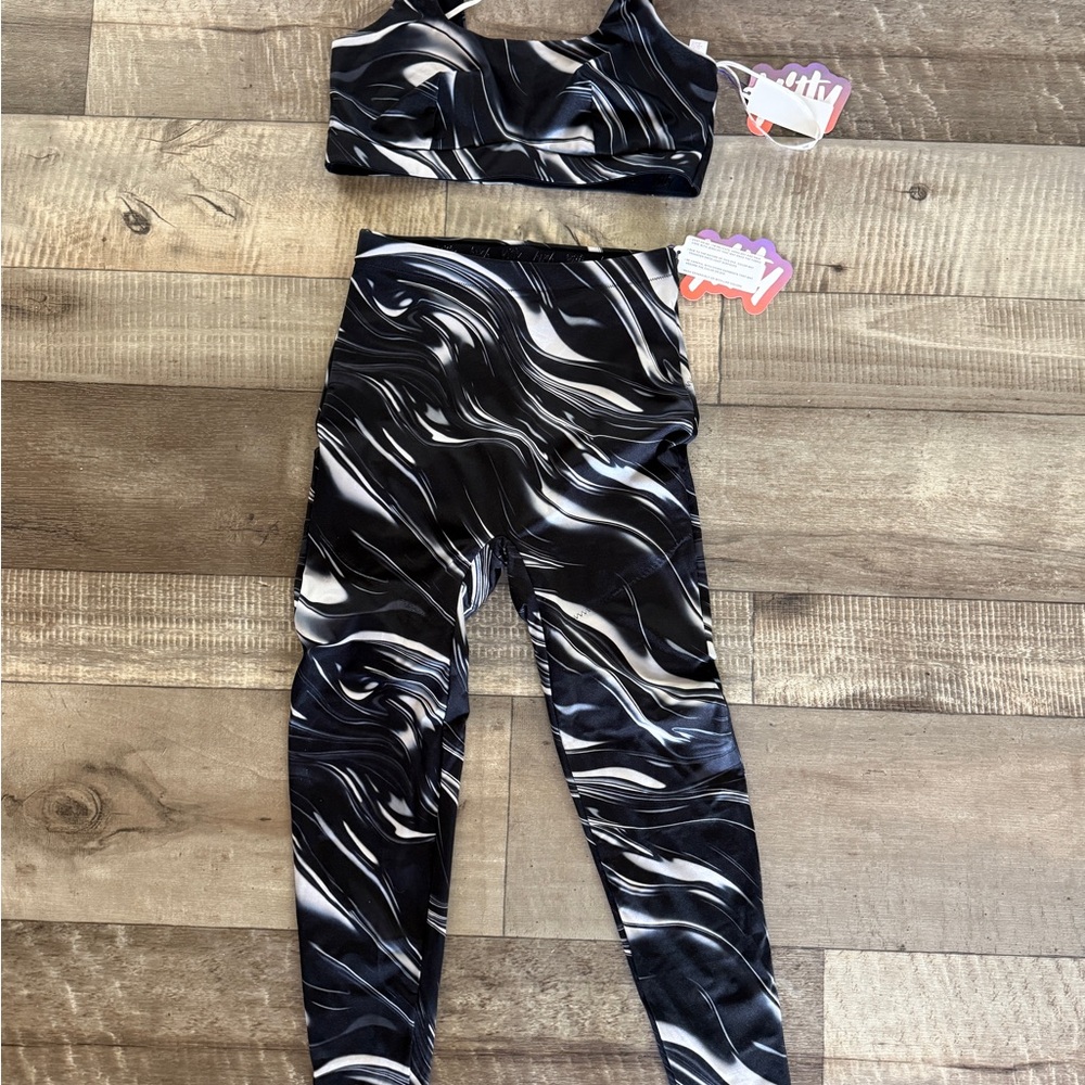 Yitty Black and White Swirl Activewear Set